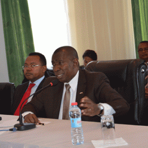 Le Premier ministre Olivier Solonandrasana Mahafaly a convoqué la presse hier à Mahazoarivo.
