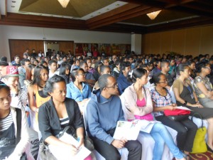 La salle où s’était déroulée la conférence d’Education USA était trop exiguë pour contenir tous les visiteurs intéressés par les études aux Etats-Unis.