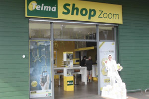 A chaque devanture des Telma Shop se trouve une silhouette de Père Noël