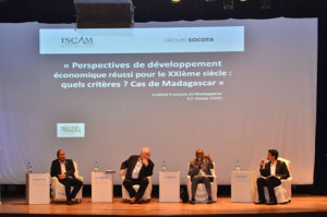 Le développement économique exige surtout une compétence des dirigeants.