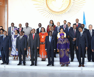 Le président Hery Rajaonarimampianina participant à un Sommet du COMESA.