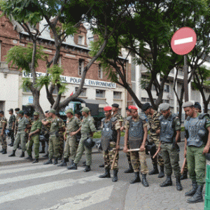 Le périmètre devant le Palais présidentiel d’Ambohitsorohitra a été sécurisé hier par les forces de l’ordre.