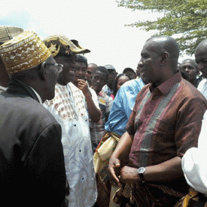Mahafaly Olivier a été entouré par des « Ampanjaka » et des « Olobe » de la partie Nord.