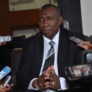 Le Premier ministre Olivier Mahafaly Solonandrasana lance un appel à une trêve politique.