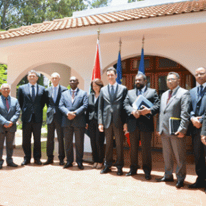 Les participants au dialogue politique d’hier. (Photo : Yvon Ram)