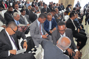 Les ministres sont dans l’attente de leurs bulletins de notes.