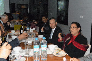 Le consul général du royaume de Thaïlande attablé en compagnie de la ministre des Affaires étrangères, Mme Atallah Béatrice. (Photo Nary Ravonjy)