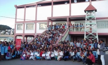 Les élèves de l’établissement du père Pedro à Andralanitra, parmi les bénéficiaires.